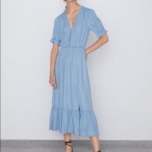Zara chambray midi puff sleeve dress w/ slit
